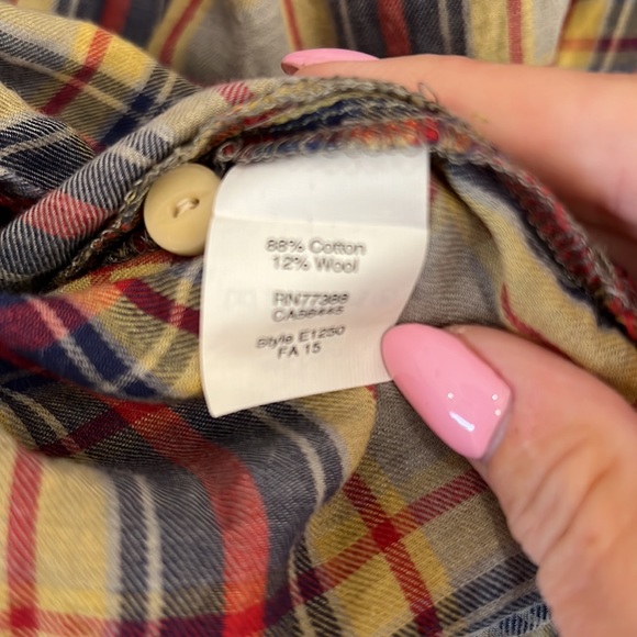 Rivet and thread oversized flannel - Picture 4 of 4